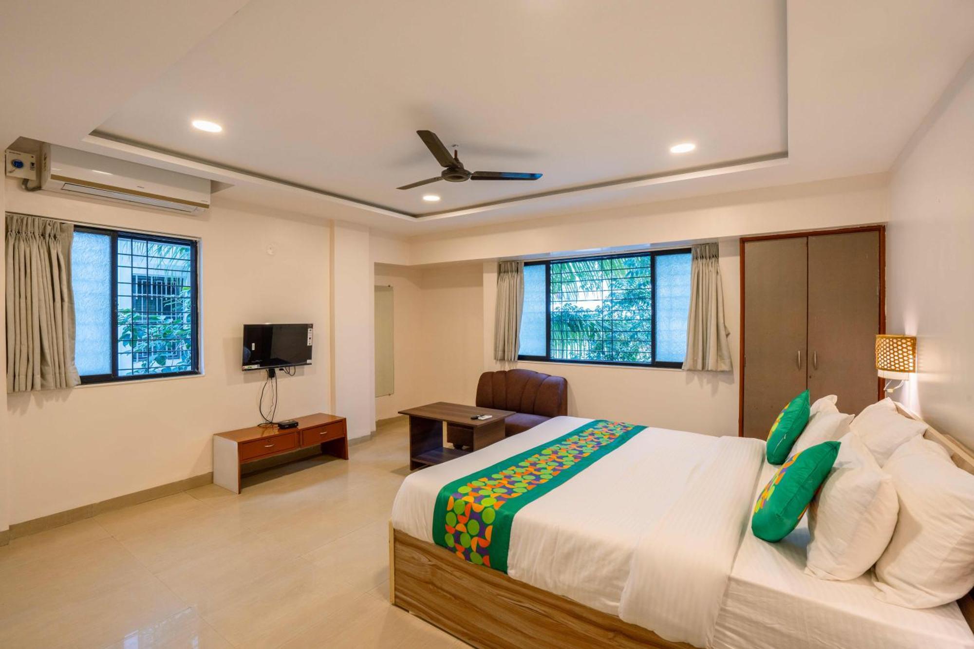 Treebo Royal Comfort Atithi Pune Exterior foto
