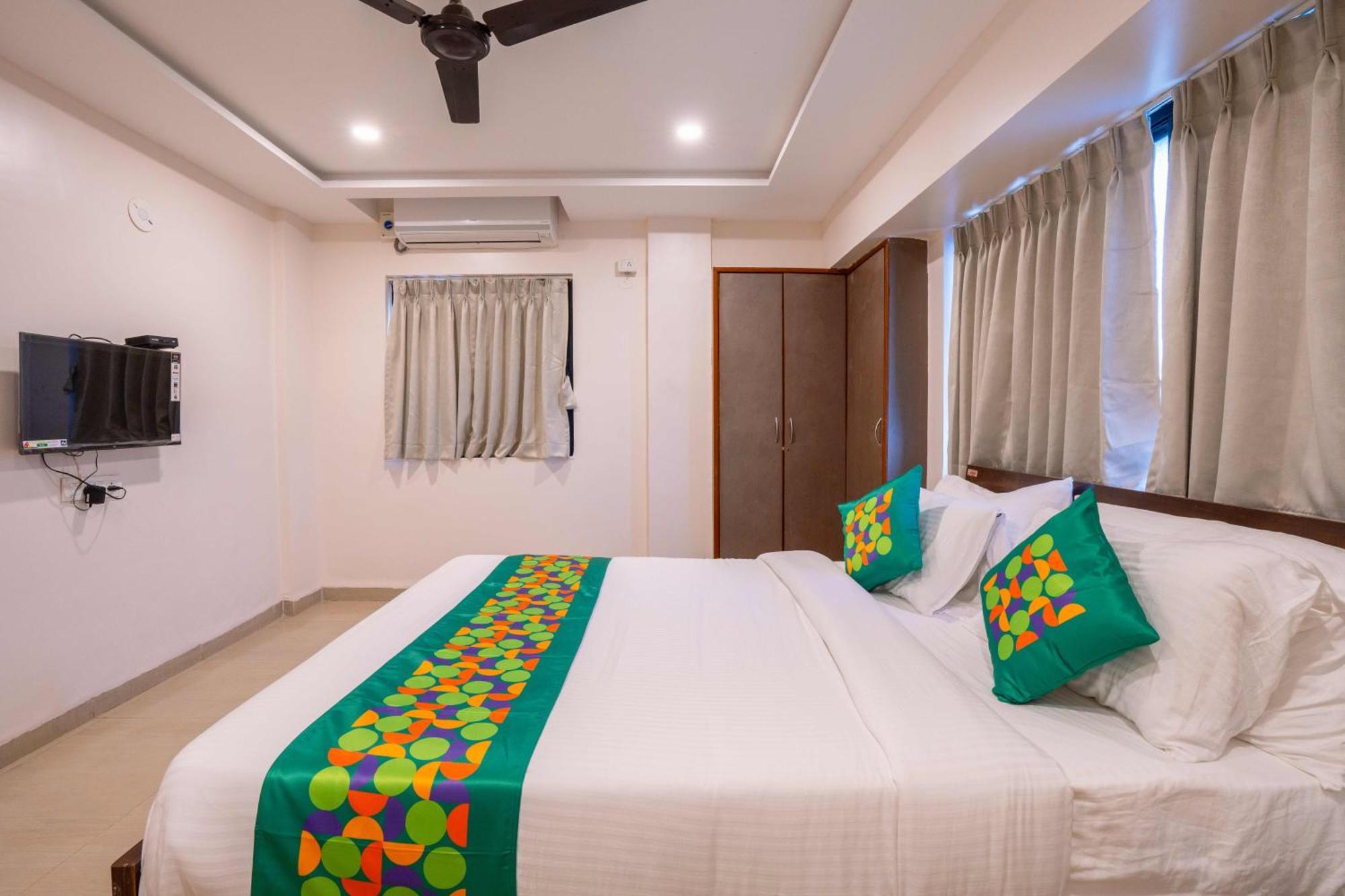 Treebo Royal Comfort Atithi Pune Exterior foto