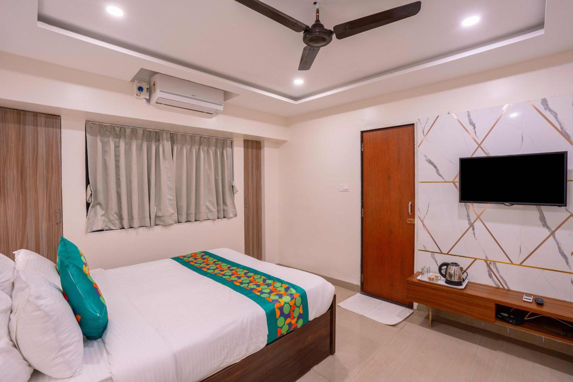 Treebo Royal Comfort Atithi Pune Exterior foto